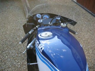 1983 Suzuki RGB500 MK8 Classic racing Motorcycle Bike (photo 1 of 2)