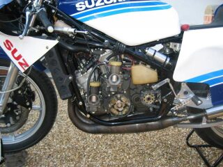 1983 Suzuki RGB500 MK8 Classic racing Motorcycle Bike (photo 2 of 2)