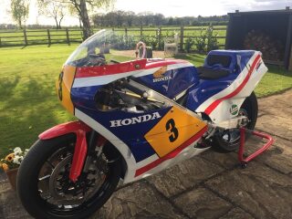 1984/1986 Nico Bakker Honda RS500 3 cylinder two stroke (photo 2 of 2)