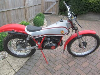 Montesa Twin Shock Trials 250cc (photo 1 of 2)