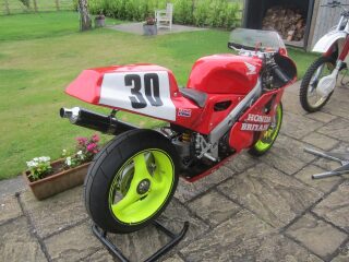 1988 Honda RC30 VFR750 Manx GP, HRC Kit Ignition, Radiators, Flatside Carbs (photo 2 of 2)