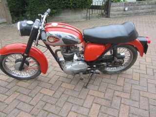 BSA C15 250cc (photo 2 of 2)
