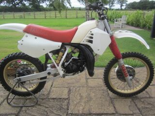 1986 Yamaha YZR125 WC (photo 1 of 2)