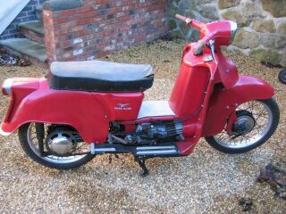 1957 ! Moto Guzzi 186 classic bike (photo 2 of 2)
