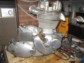 900cc Triumph Weslake Mettisse spare engine (photo 2 of 2)