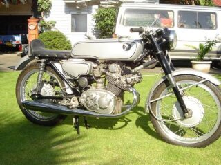 1963 Honda Cr93 Street 125 Classic racing Motorcycle Bike (photo 1 of 2)