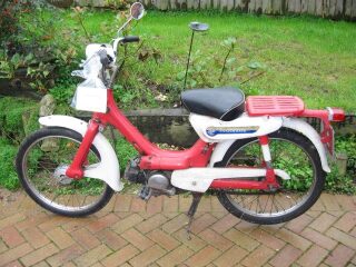 Honda PC50 classic moped (photo 2 of 2)