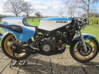1980 Suzuki RG500 MK5 500cc Grand Prix Ex Takazuma Katayama machine (photo 2 of 2)