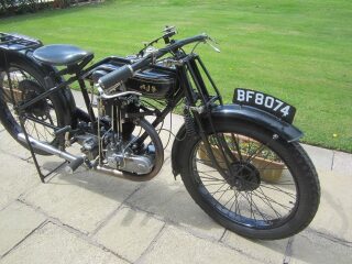 1925 AJS 350cc OHV BIG PORT (photo 1 of 2)