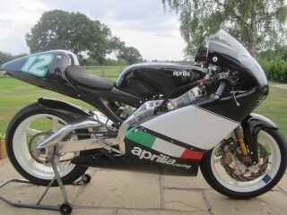 1996 Aprilia RSV Twin 250cc (photo 1 of 2)