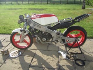 1988 Yamaha TZ250U reverse Cylinder (photo 2 of 2)