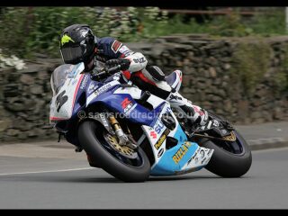 2005/2006 Ex Bruce Anstey Isle of man TT Tas Suzuki Superbike (photo 2 of 2)