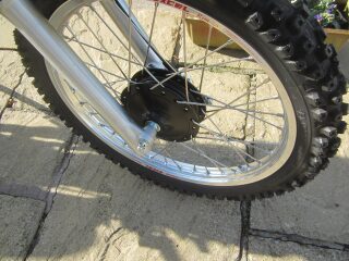 1977 Suzuki RM250 Moto Cross Scrambler Restored (photo 2 of 2)