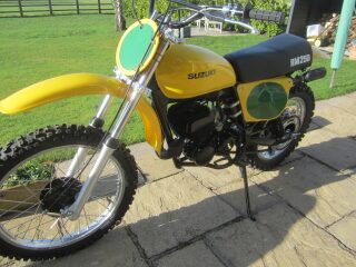 1977 Suzuki RM250 Moto Cross Scrambler Restored (photo 2 of 2)