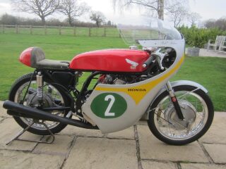 Honda Recreation CBR250RR RC163 (photo 1 of 2)