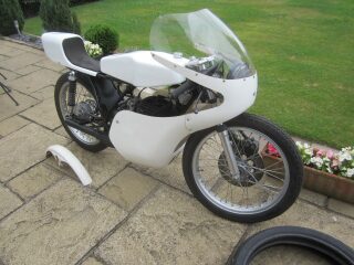1976 Ex Charlie Williams MT125R air Cooled (photo 1 of 2)