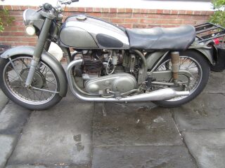 1962 Norton 650cc Twin (photo 2 of 2)