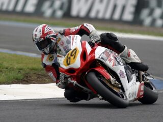 2008 TT Isle of man Gary Johnson Aim Suzuki 1000cc Superbike (photo 2 of 2)
