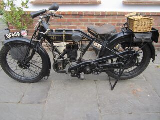 1924 AJS 350 Model B1 (photo 2 of 2)