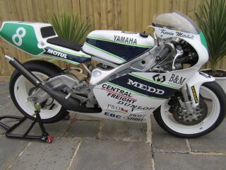 1994 Yamaha TZ250 V twin 4DP Ex kevin Mitchell (photo 1 of 2)