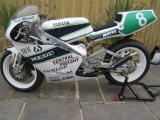 1994 Yamaha TZ250 V twin 4DP Ex kevin Mitchell (photo 2 of 2)