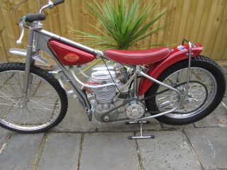 1963 Jack Young Eso 500cc Speedway machine (photo 2 of 2)